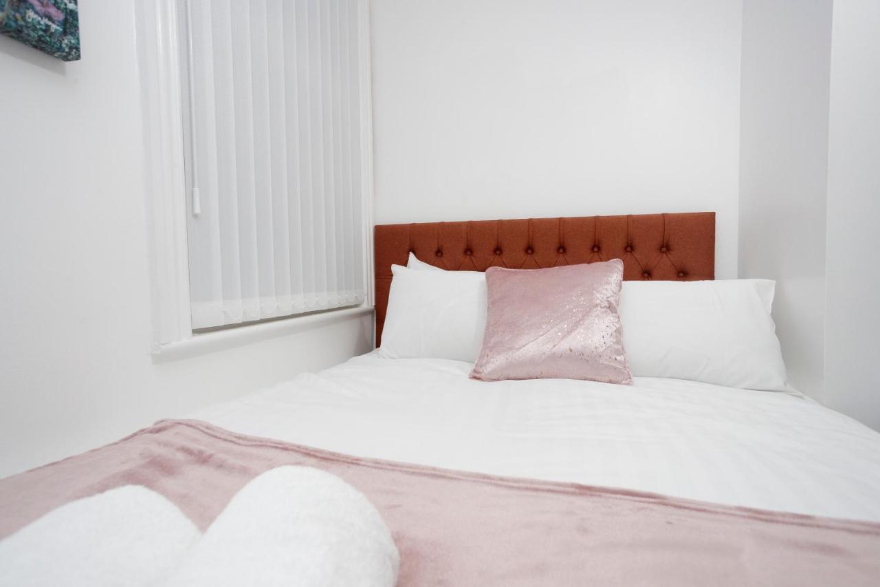 Kirkstall Serviced Apartments Leeds Leeds  Luaran gambar