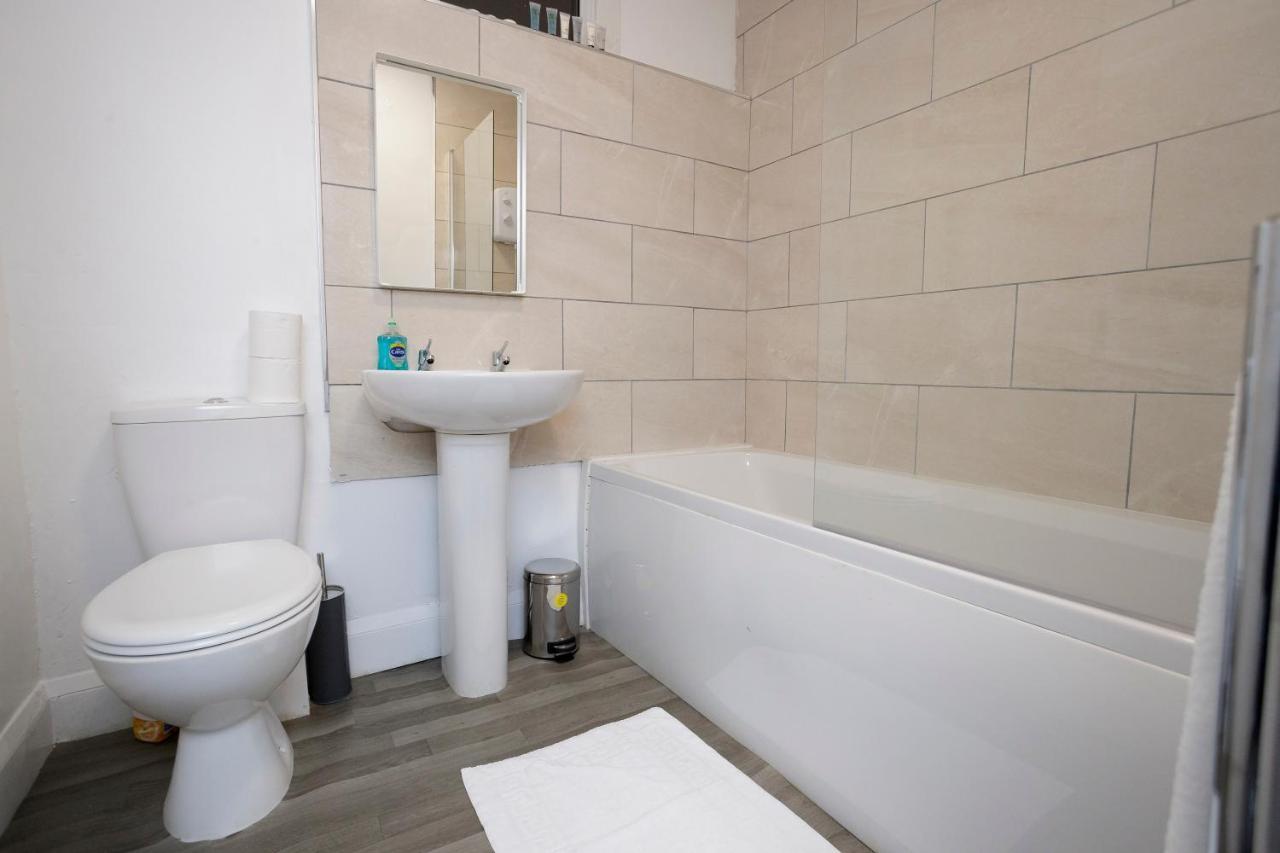 Kirkstall Serviced Apartments Leeds Leeds  Luaran gambar